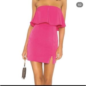 Revolve dress xs so flattering and cute